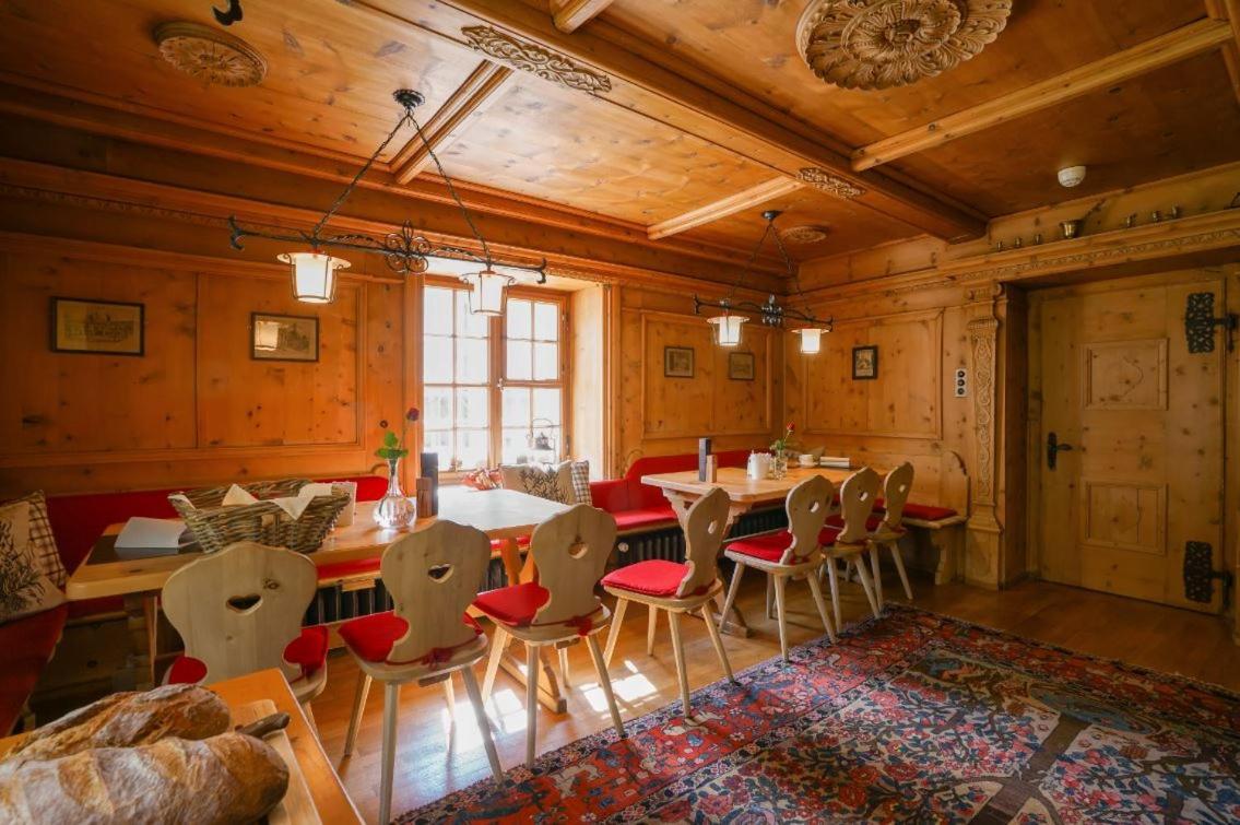 Gasthaus&Hotel Berninahaus Pontresina Exterior foto
