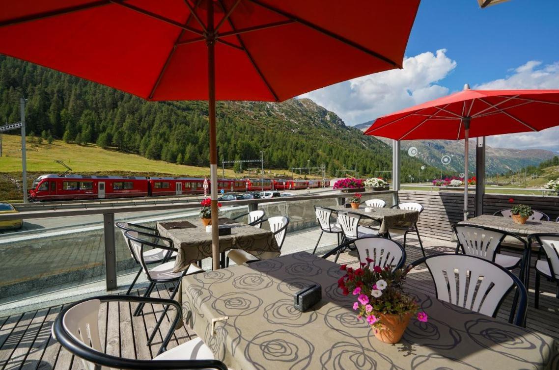 Gasthaus&Hotel Berninahaus Pontresina Exterior foto